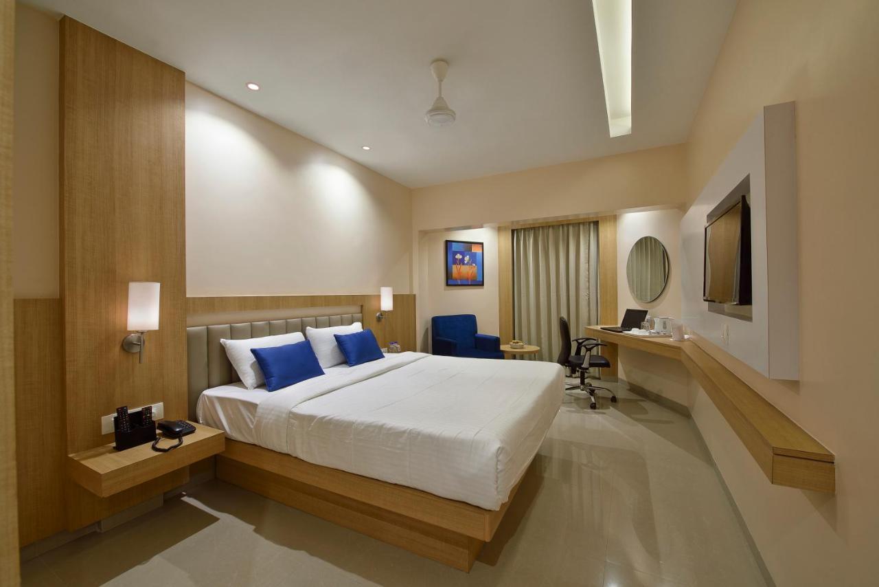 The Eastern Hotel Ankleshwar Экстерьер фото