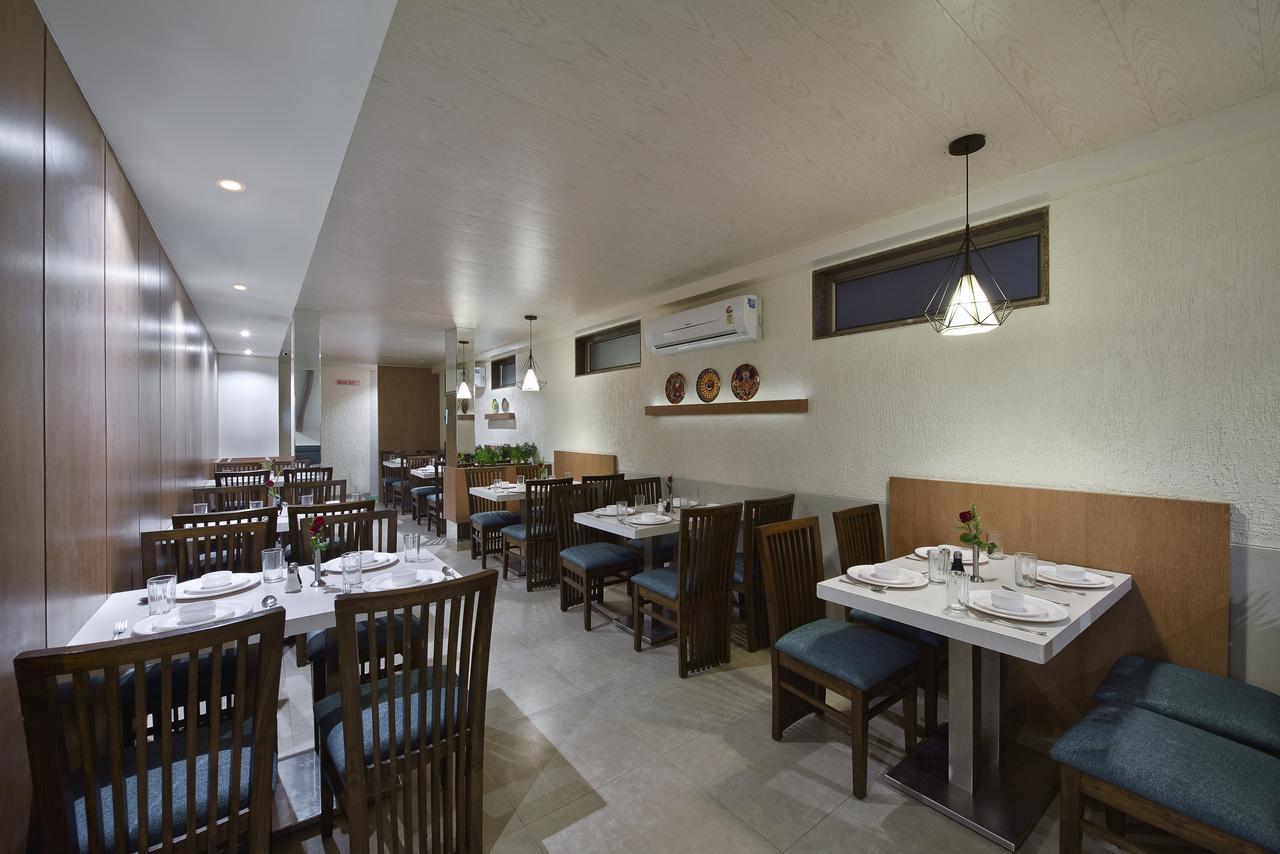 The Eastern Hotel Ankleshwar Экстерьер фото